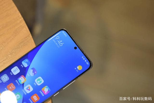 手机屏幕材质选什么样的好-第2张图片-王尘宇