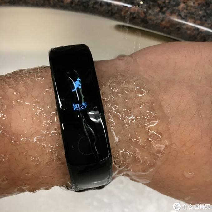 荣耀手环3nfc版怎么用-第1张图片-王尘宇