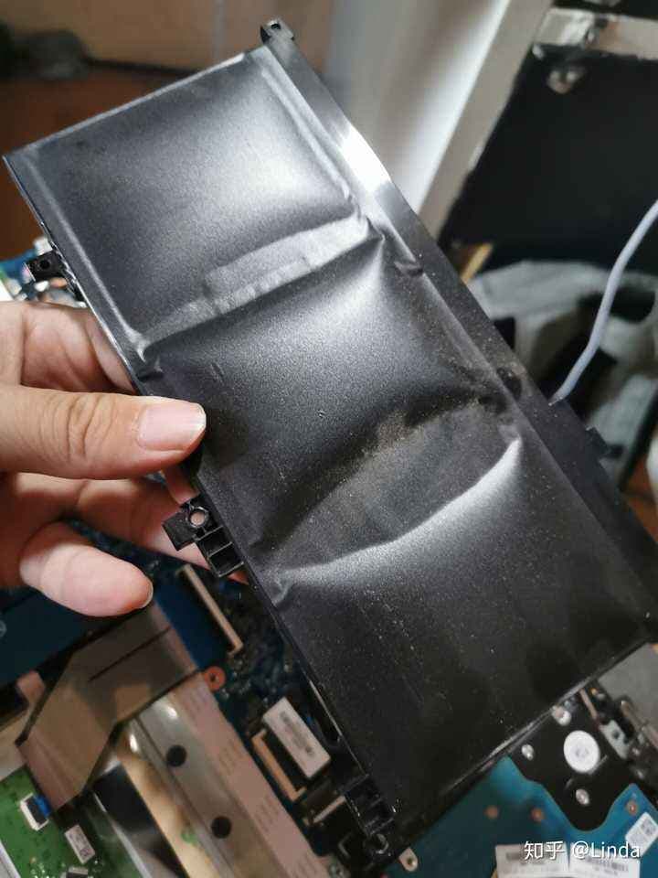 手机电池鼓包了还能用吗-第2张图片-王尘宇