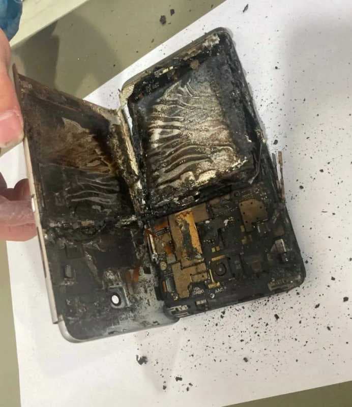 手机电池鼓包会爆炸吗-第1张图片-王尘宇