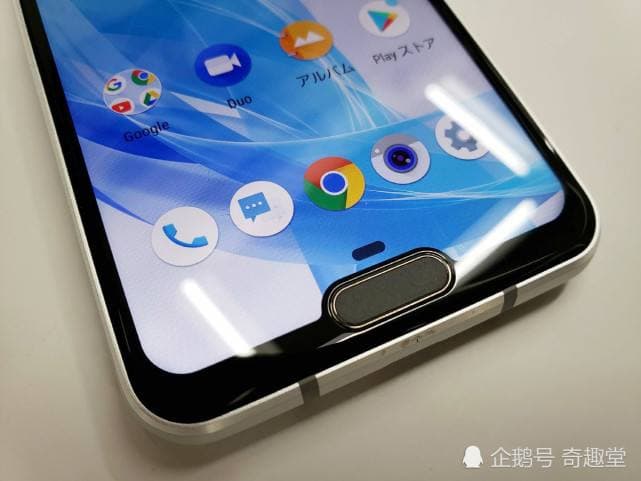 滴水屏和刘海屏的区别-第1张图片-王尘宇